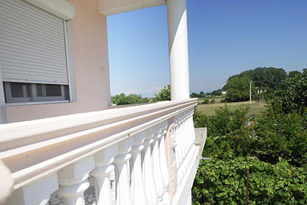 Di Vincenzo Inn Ulcinj Ruang foto